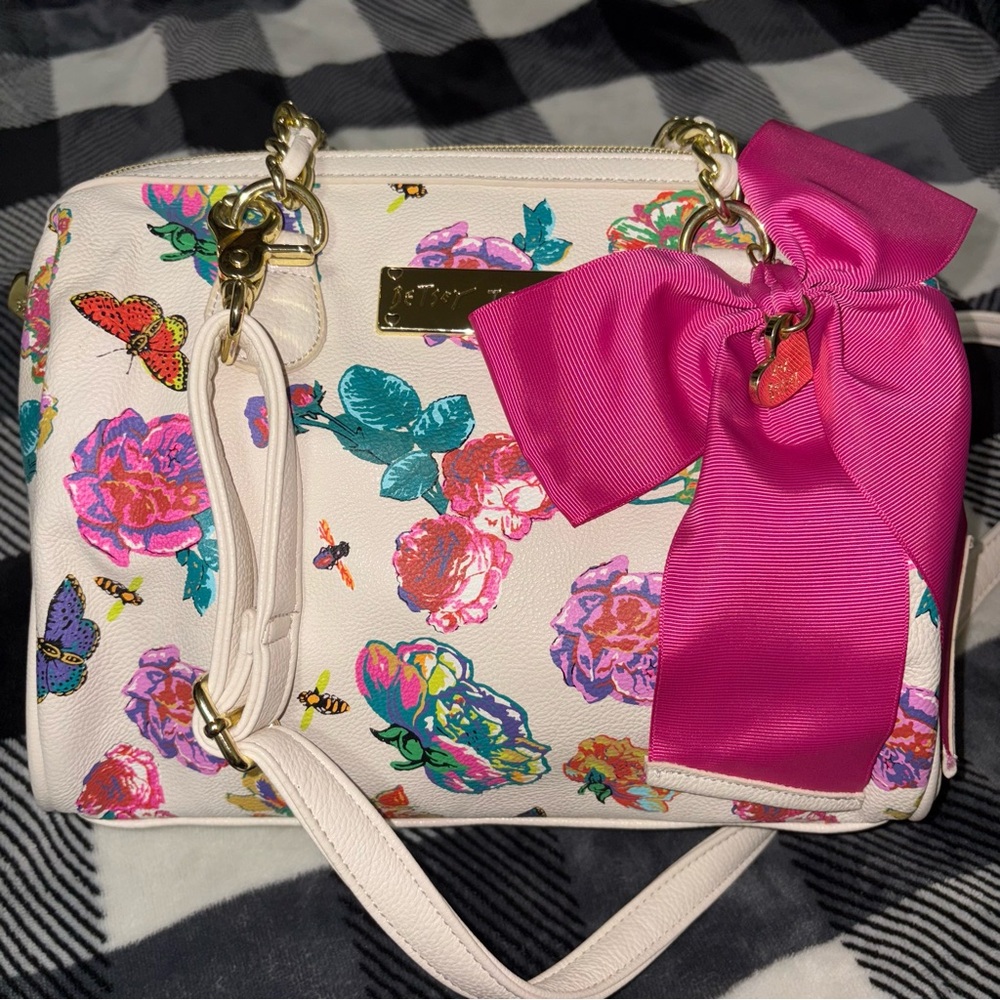 Betsey Johnson White Handbag 🌸 Floral Butterfly Print with Pink Bow 🎀